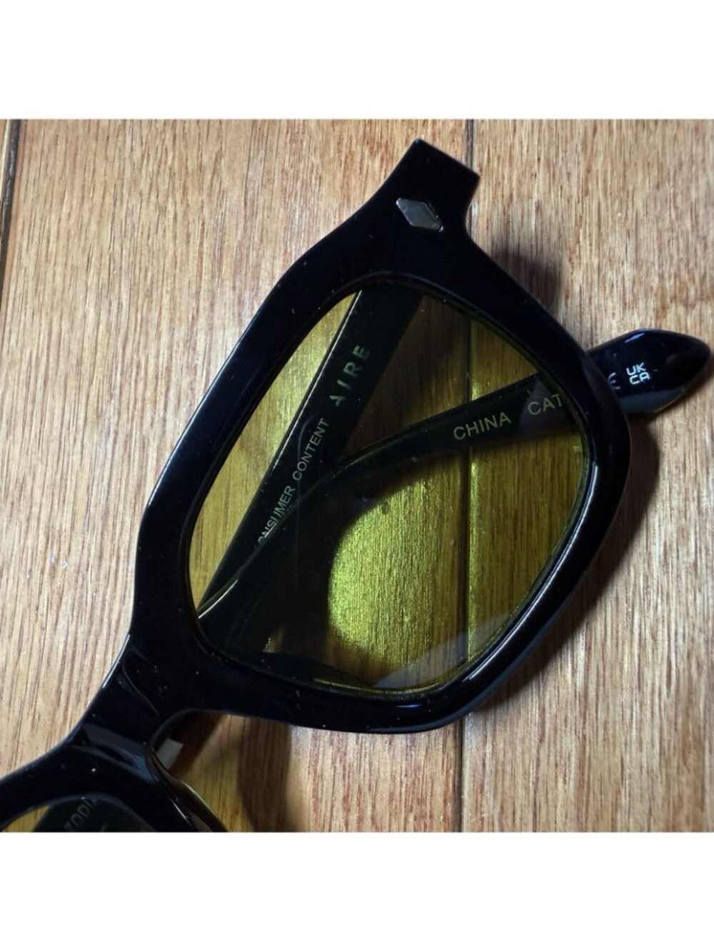 AIRE Black Rectangle Sunglasses Green Lens Retro Unisex Classic Trendy UV - Picture 2 of 9
